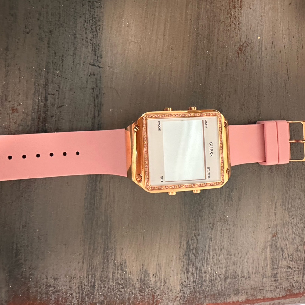 GUESS Watch
